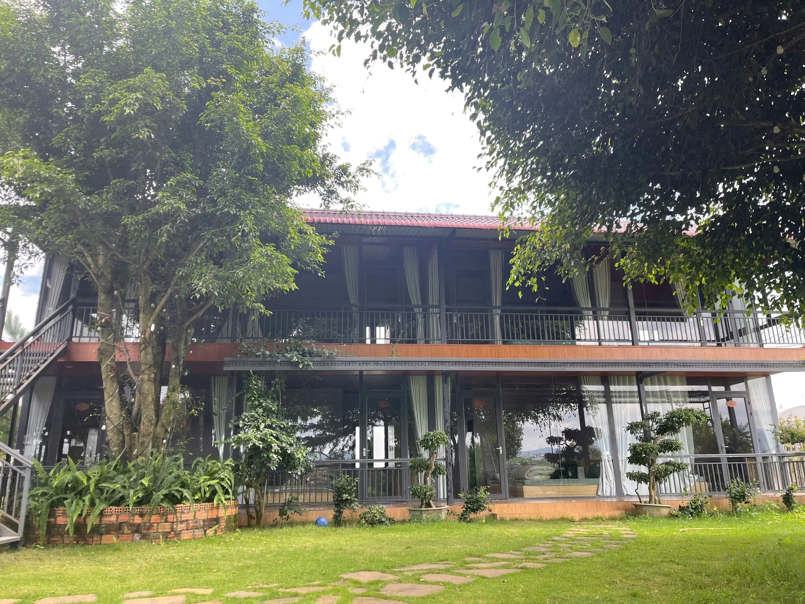 Kiss House Glamping 2