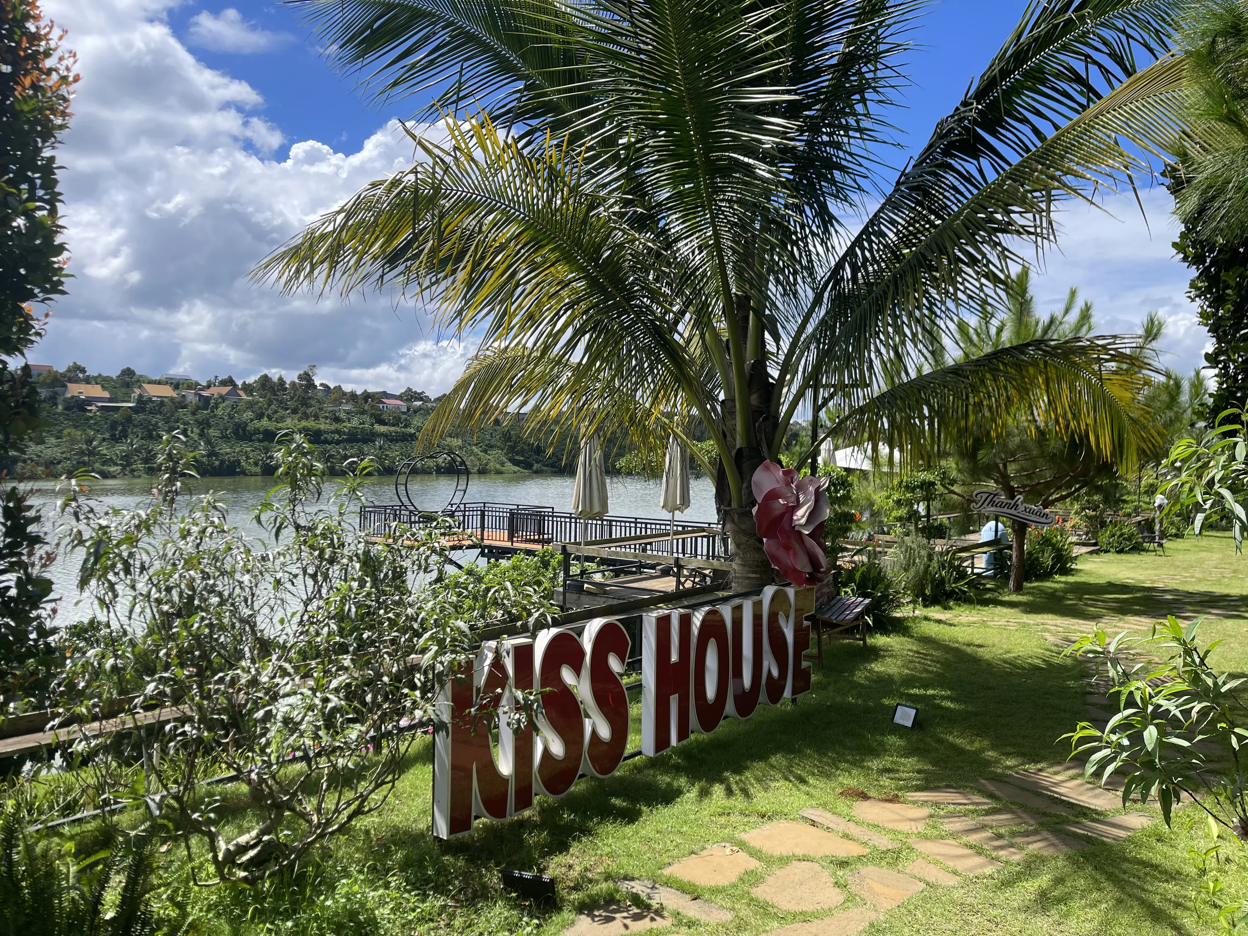 Kiss House Glamping 3